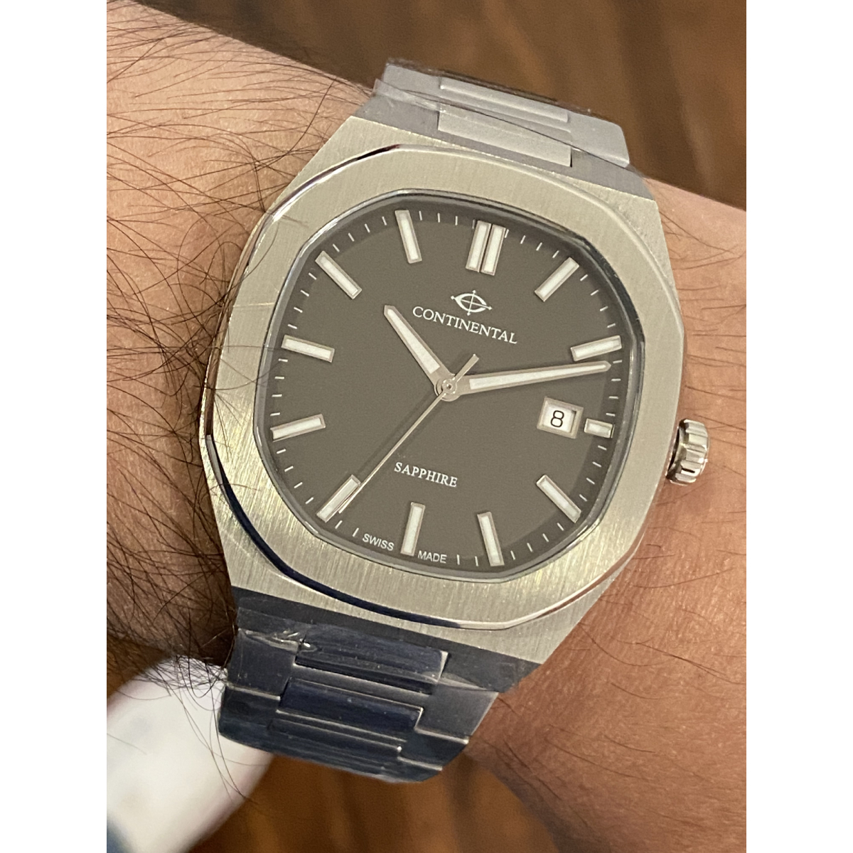 CONTINENTAL Gent’s Grey Dial Stainless Steel Bracelet Dress Watch 23501.GD101680